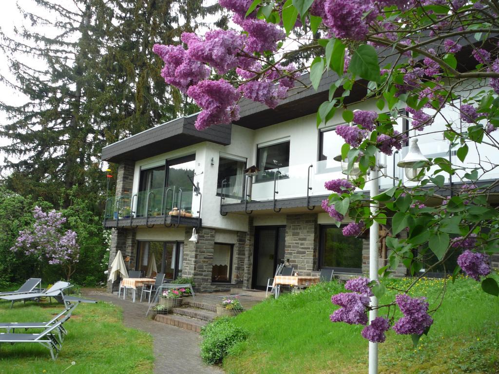 Ferienwohnung Kleinschmidt Heimbach Bagian luar foto